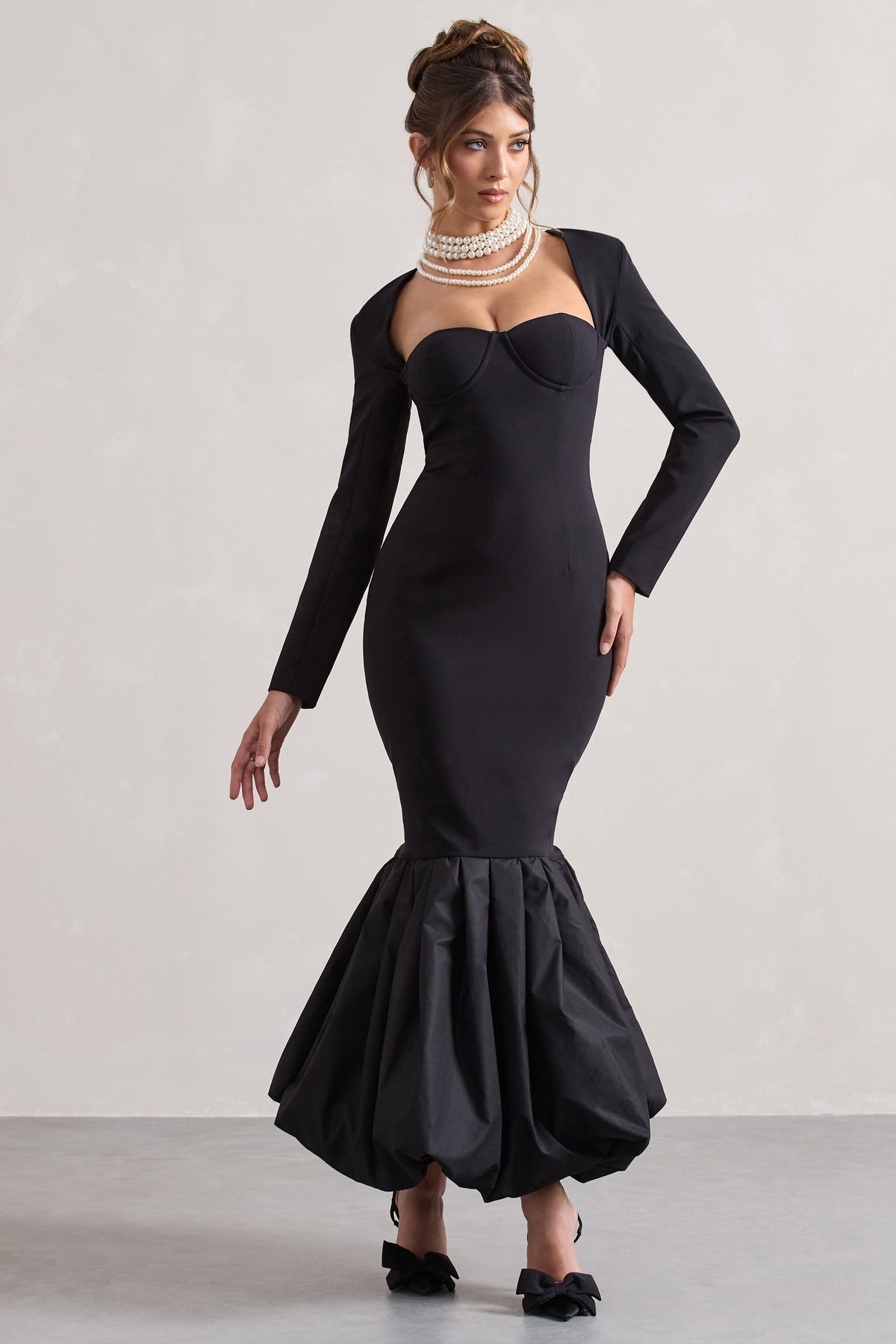 London | Black Sweetheart Maxi Dress With Volume Hem - Club L 