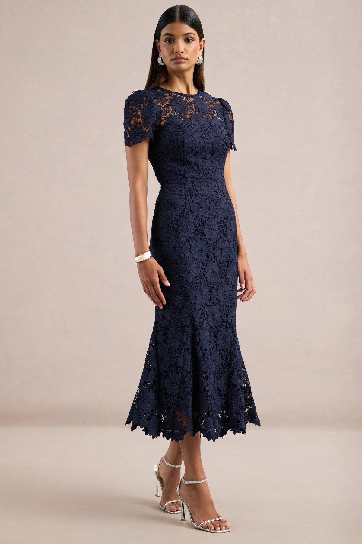 ECM_HR_CL135834010_Clarissa_Navy_6296.jpg