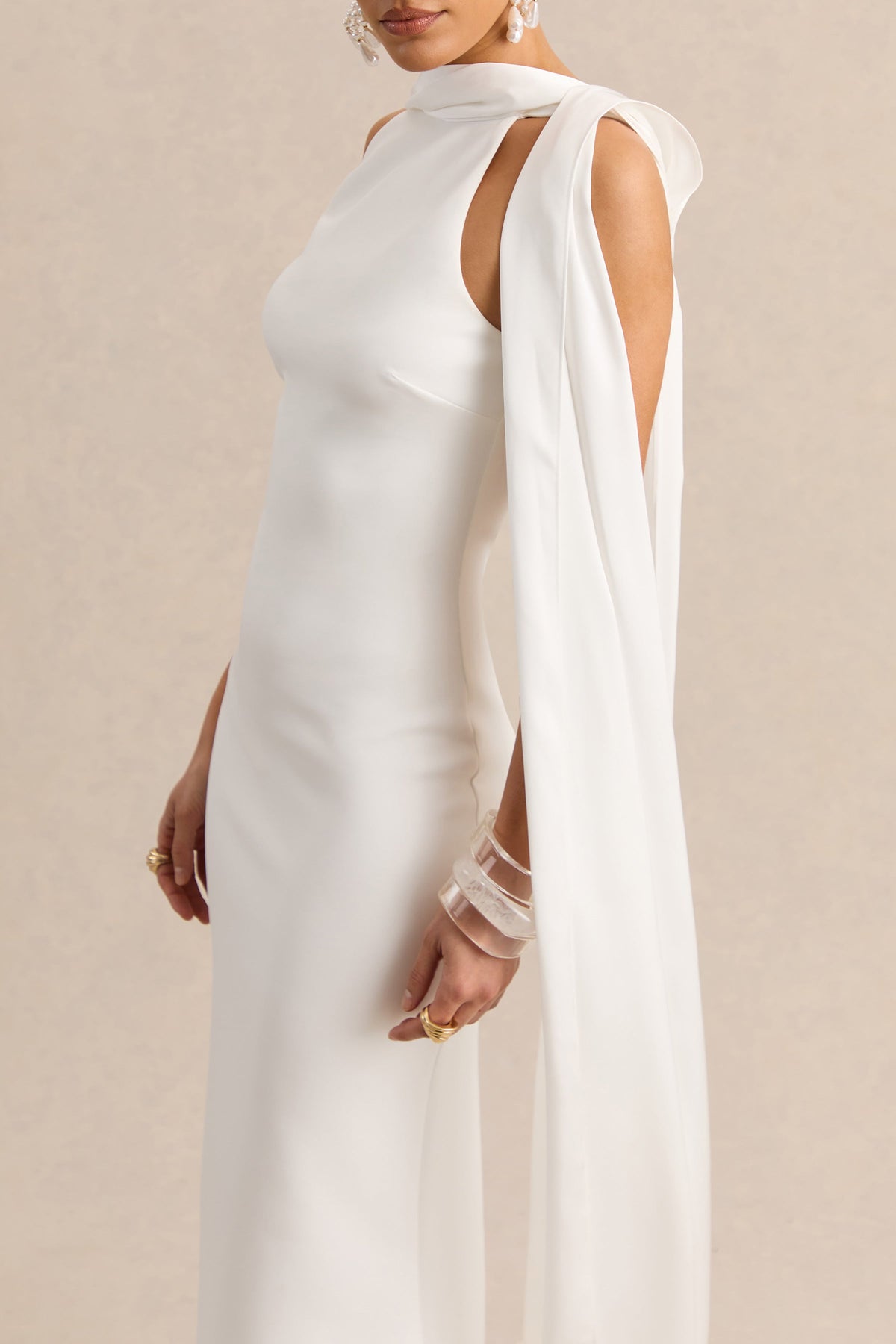 ECM_HR_CL137851110---Vionette---White-High-Neck-Maxi-Dress-With-Scarf-5.jpg