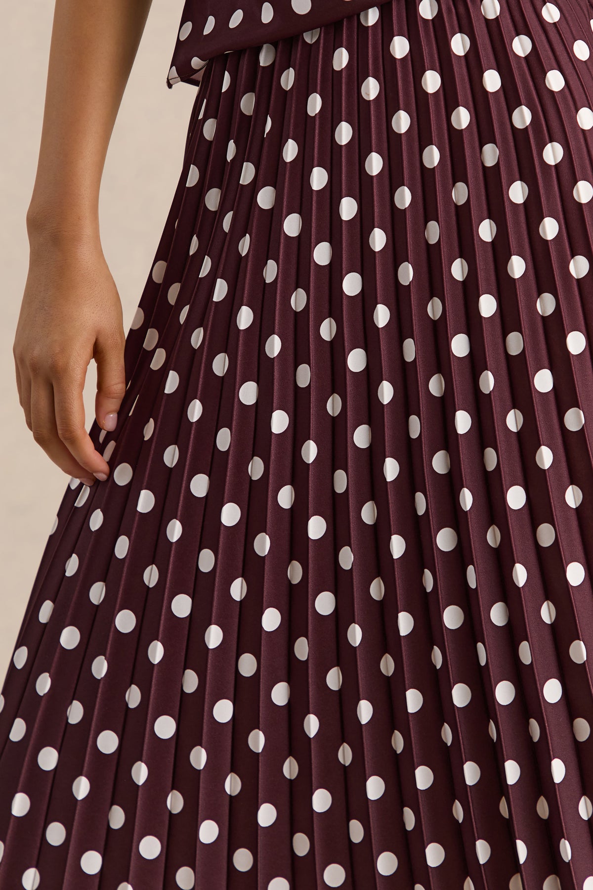 CL137920021---Lirona---Kiora-Brown-Polka-Dot-Satin-High-Neck-Top-CL137919021---112.jpg
