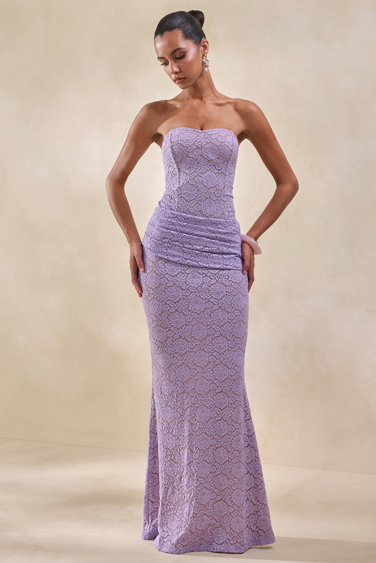 ECM_HR_CL137966091 - Vissia _ Lilac Lace Bandeau Bodysuit0.jpg