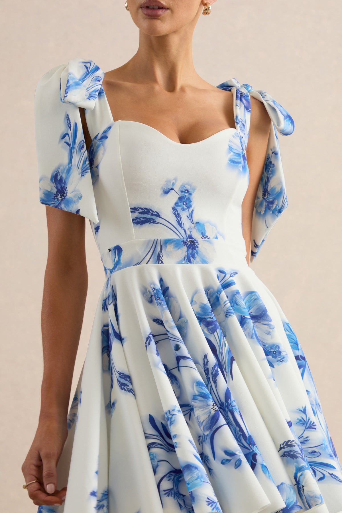 Ismeray blue CL138568153_0886.jpg